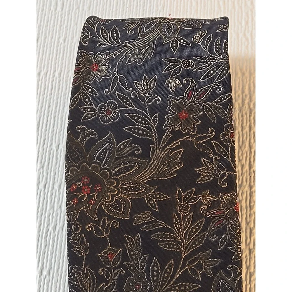 Vtg Oscar de la Renta Silk Tie Blue Gold Paisley 57